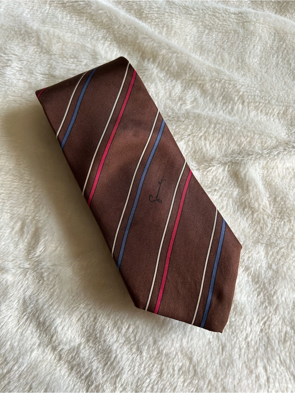 Vintage Givenchy monsieur brown diagonal striped 100% silk tie
